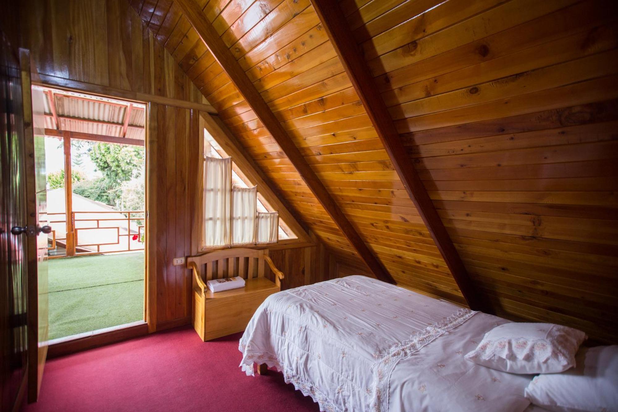 Hotel Cemayu *